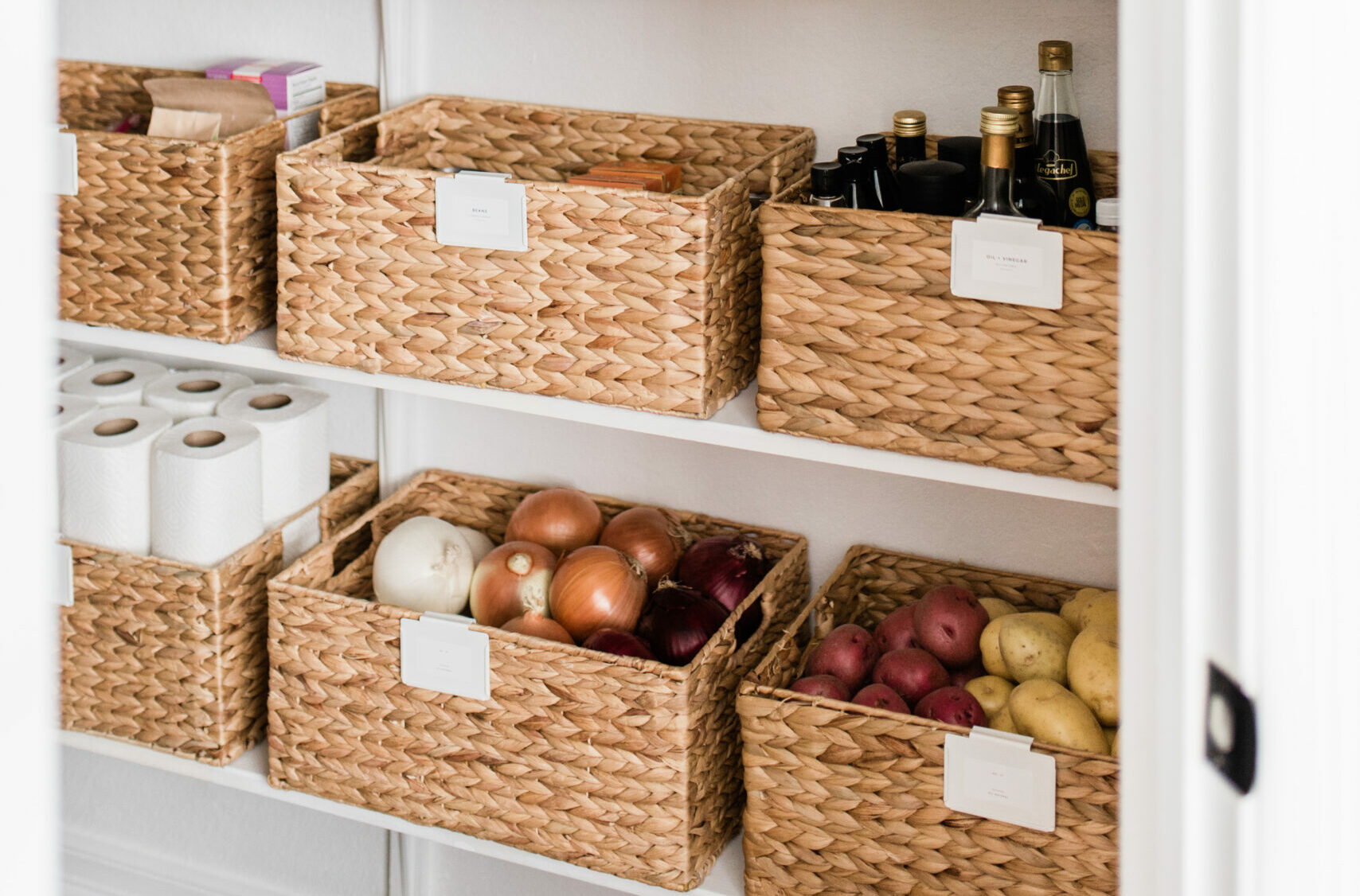 Kitchen Organization Ideas for Your Apartment - Evolve Companies